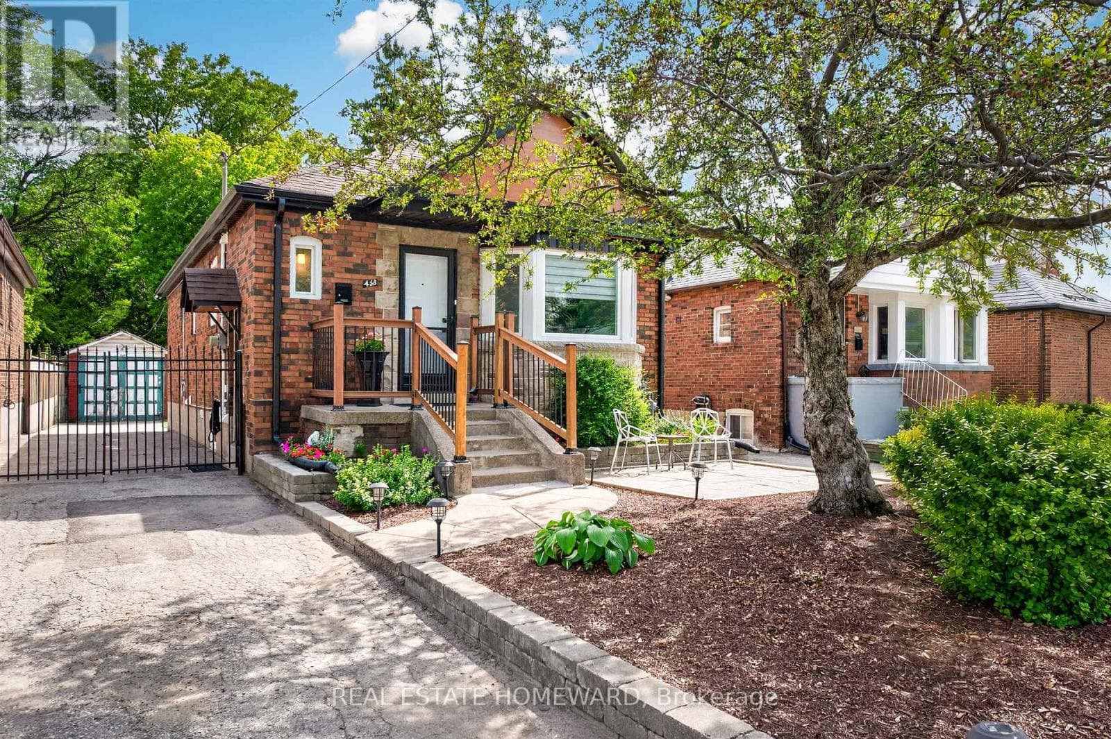 Photo of 413 O'CONNOR DRIVE