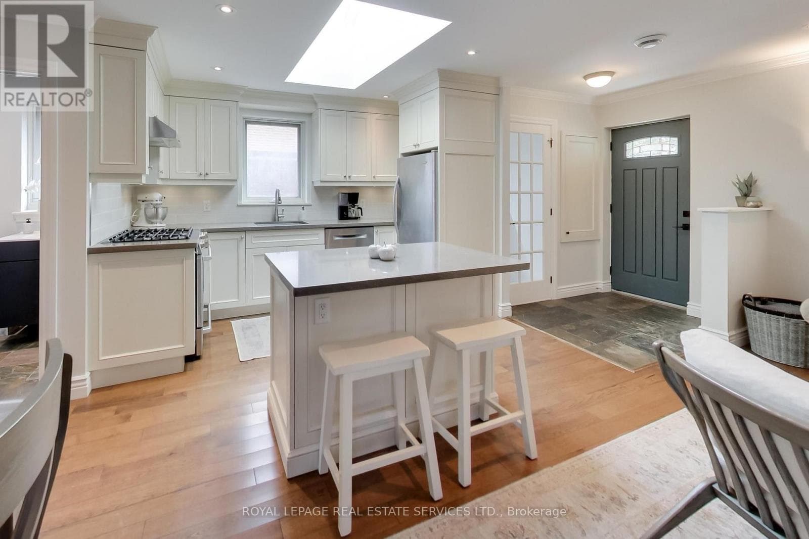Photo of 21 PARKER AVENUE