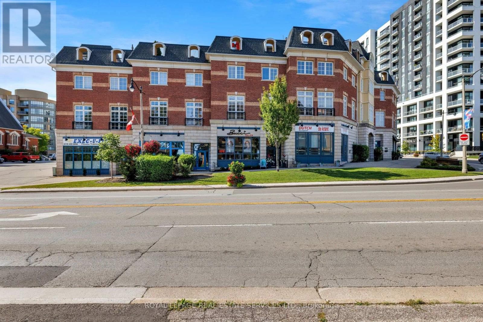 Photo of 7 - 120 BRONTE ROAD