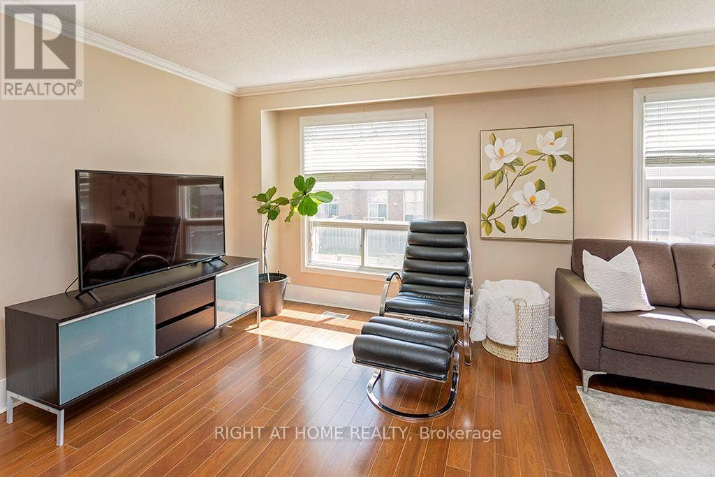 Photo of 51 - 6100 MONTEVIDEO ROAD