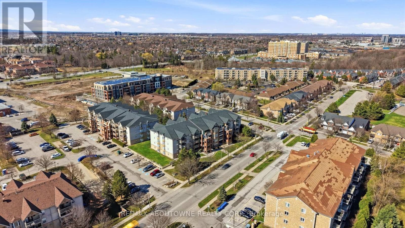 Photo of 111 - 4015 KILMER DRIVE