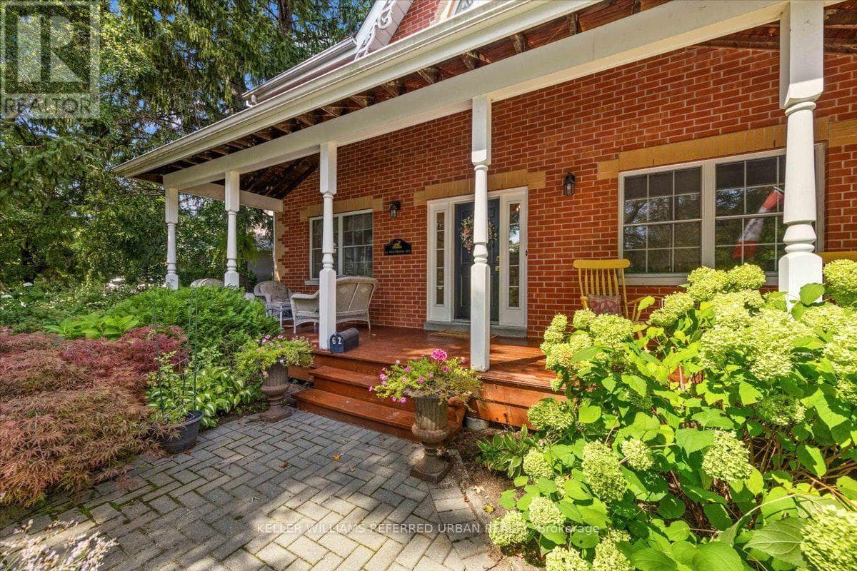 Photo of 62 WENTWORTH AVENUE