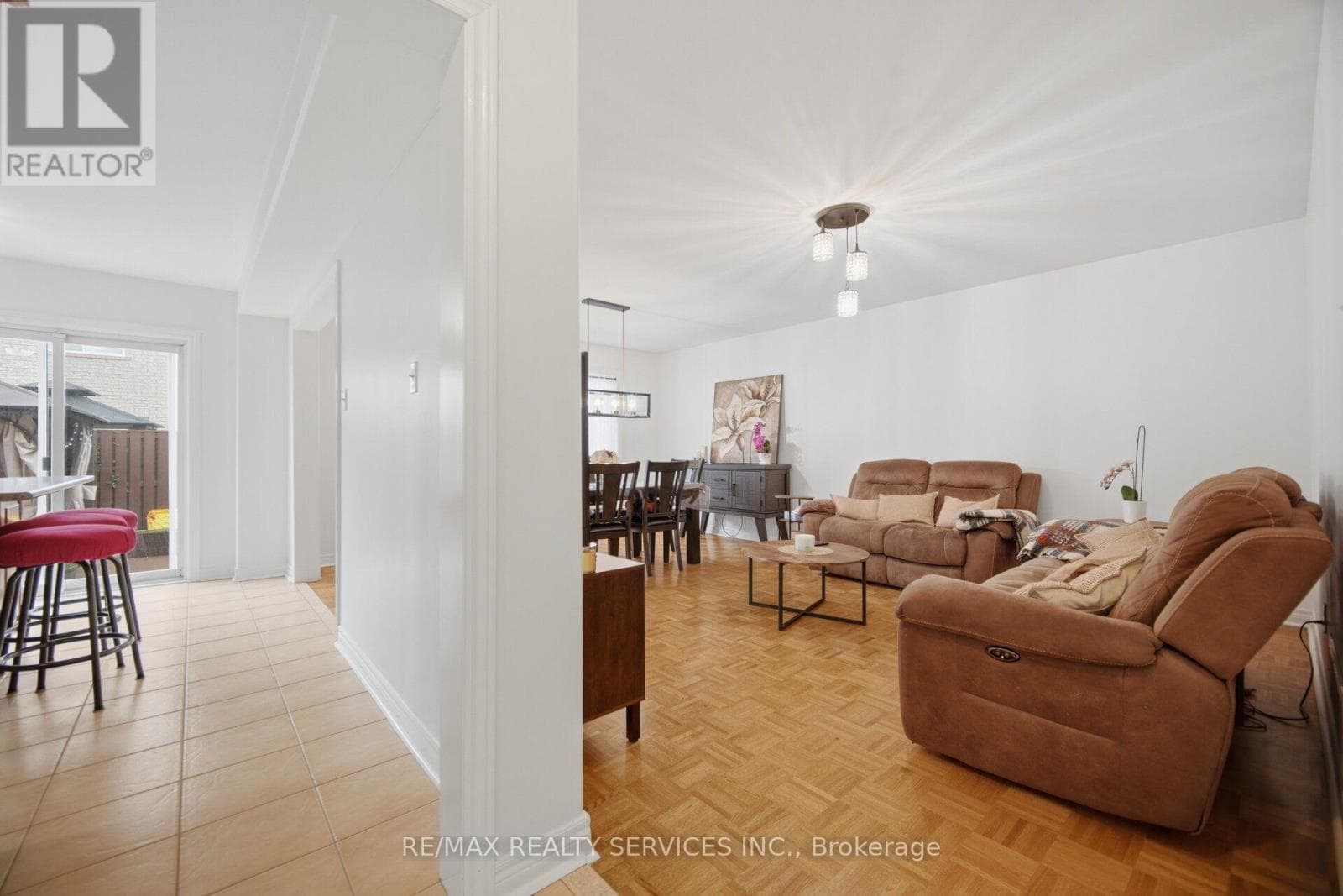 Photo of 92 FARTHINGALE CRESCENT