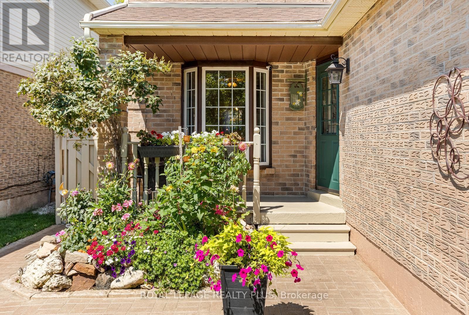 Photo of 3189 COLDSTREAM ROAD