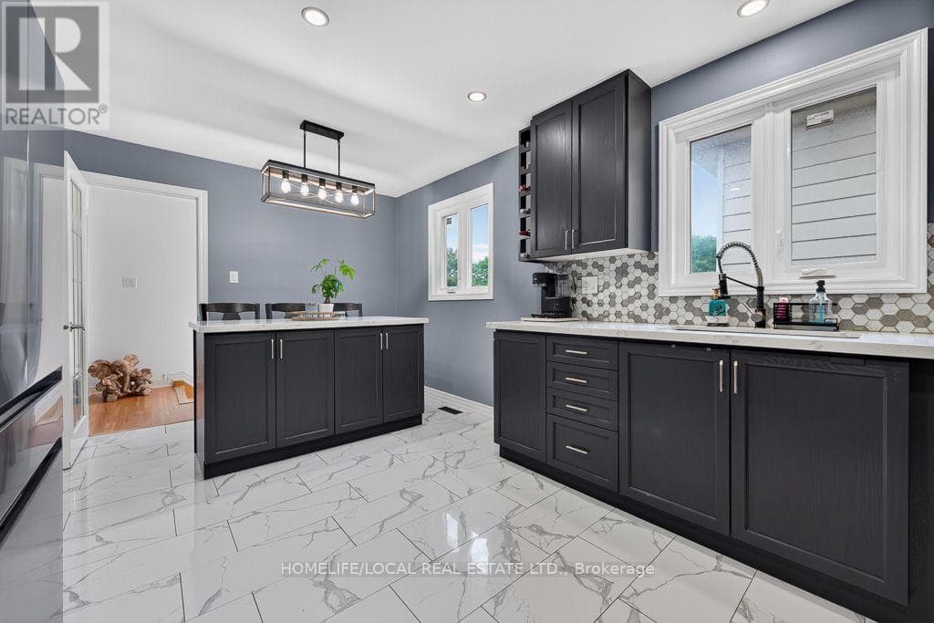 Photo of 4 MARTINDALE CRESCENT