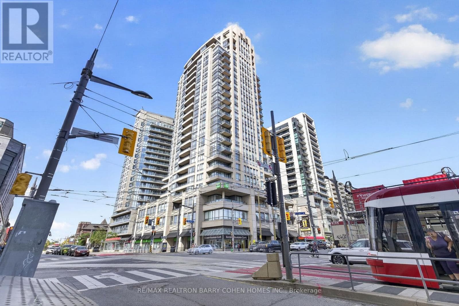 Photo of 1404 - 500 ST CLAIR AVENUE W