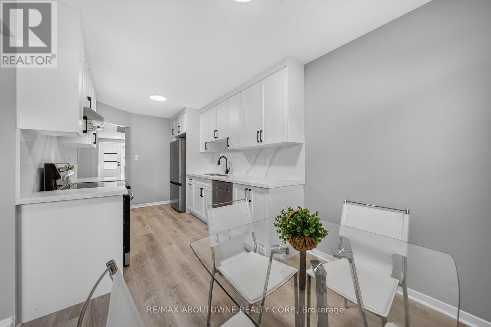Photo of 4353 SAWMILL VALLEY DRIVE