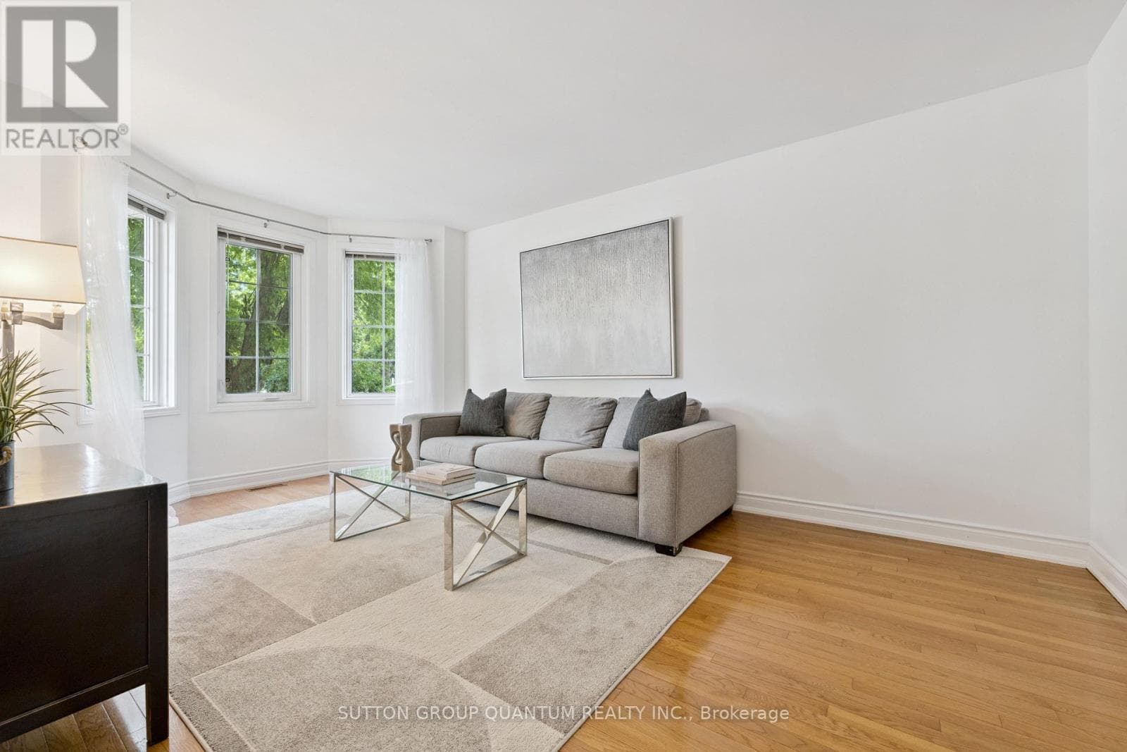 Photo of 3092 SHANNON CRESCENT