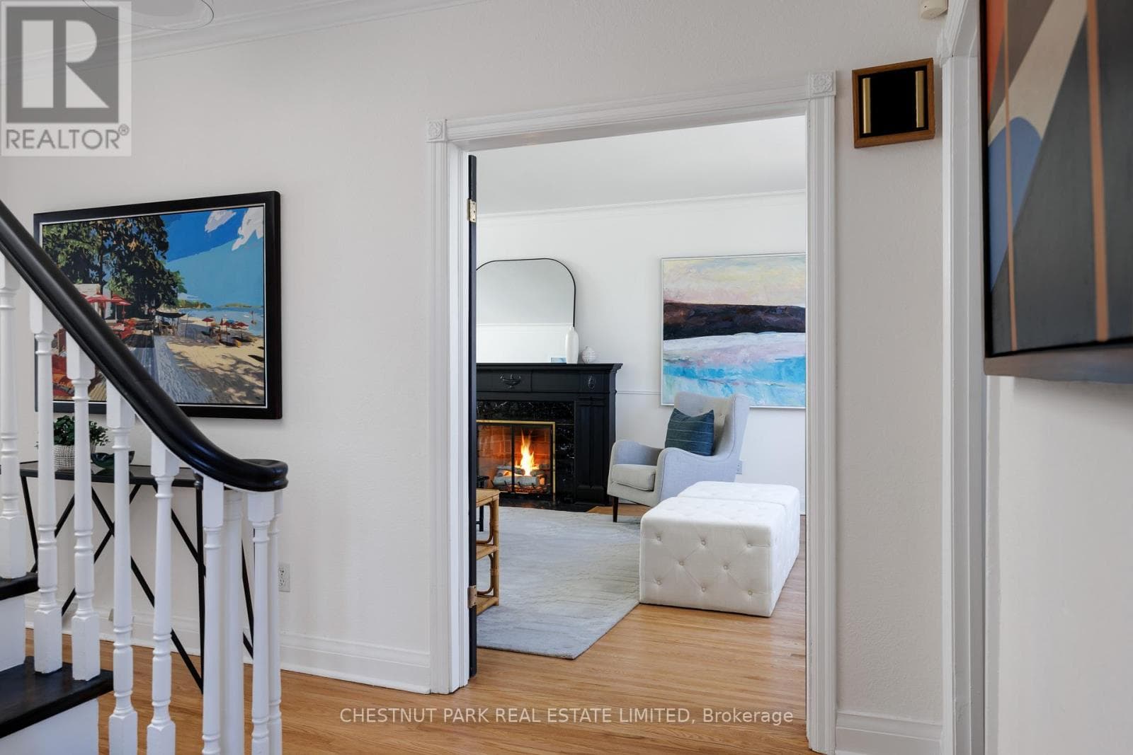 Photo of 264 ORIOLE PARKWAY