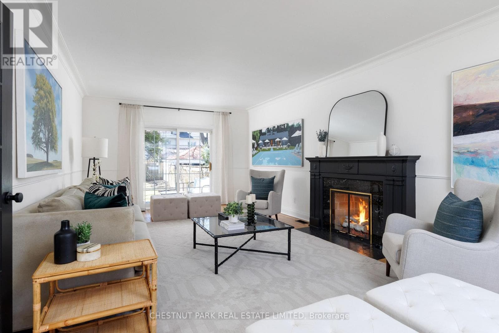 Photo of 264 ORIOLE PARKWAY