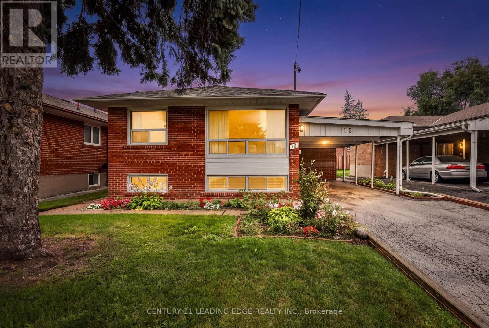 Photo of 15 WETHERBY DRIVE