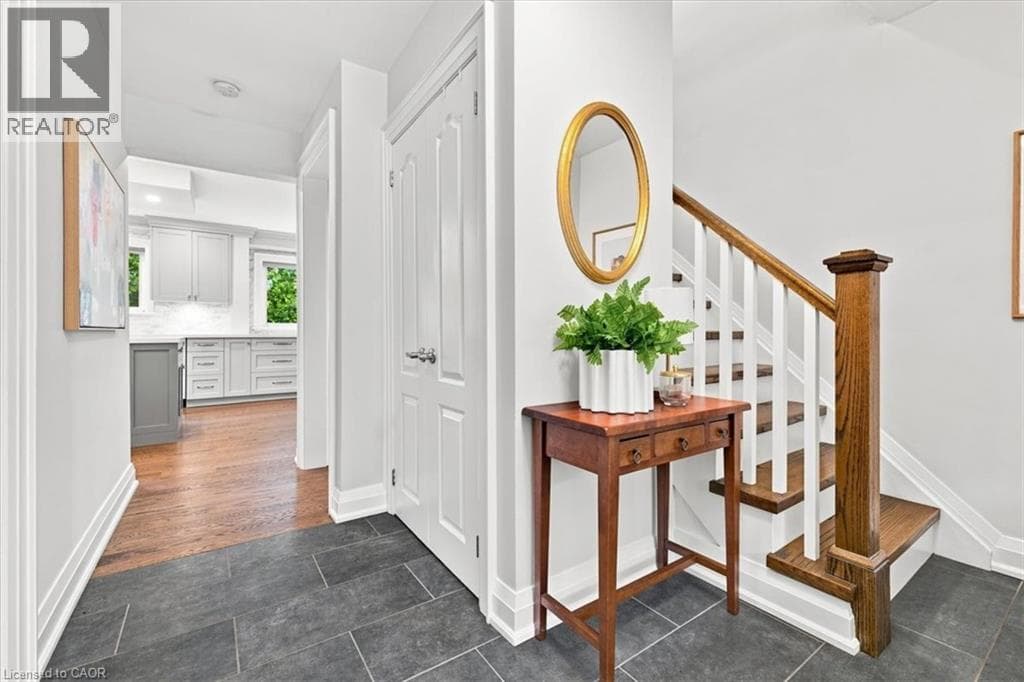 Photo of 4430 HAWTHORNE Drive