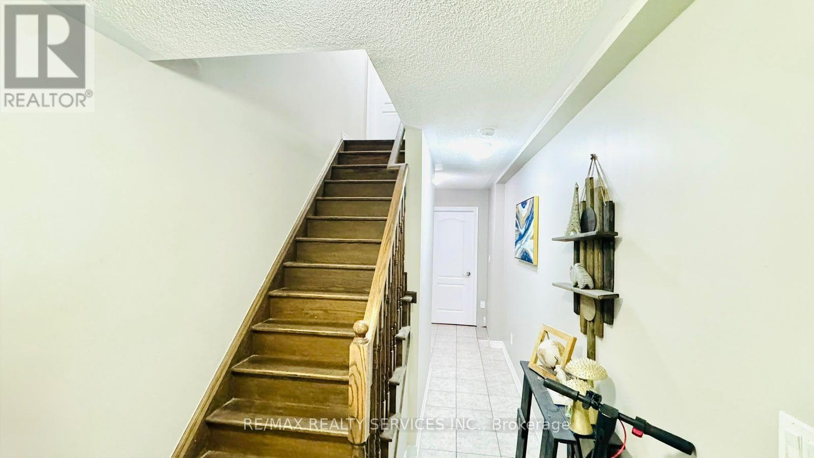 Photo of 8 RABBIT RUN WAY