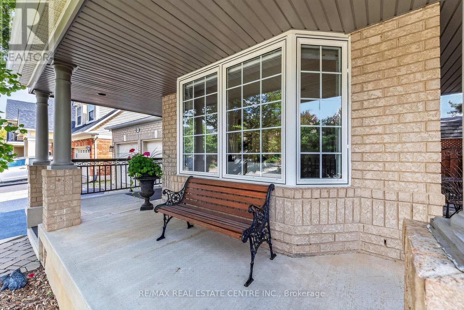 Photo of 1667 DEMPSEY CRESCENT