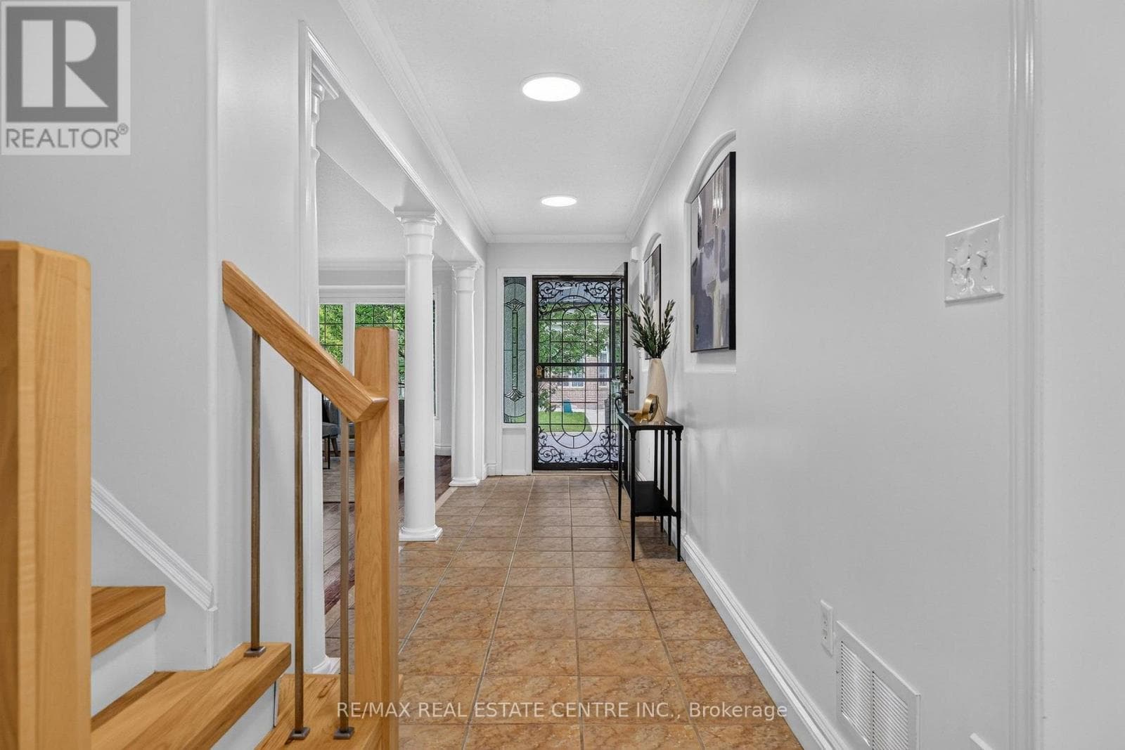 Photo of 1667 DEMPSEY CRESCENT