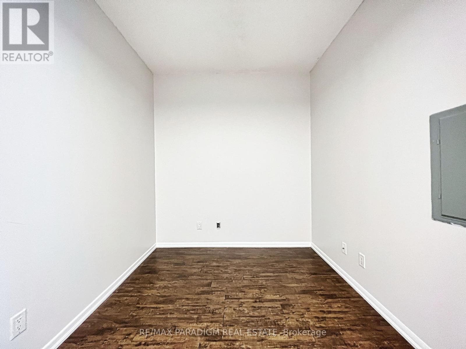 Photo of 3713 - 18 YONGE STREET