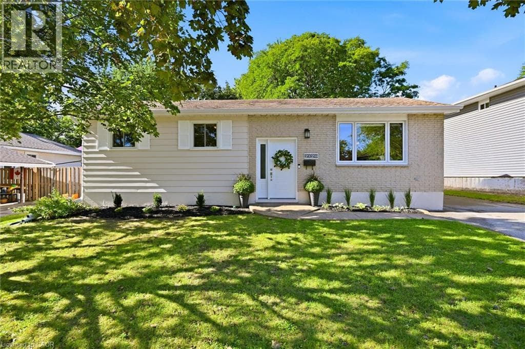 Photo of 2120 CAVENDISH Drive