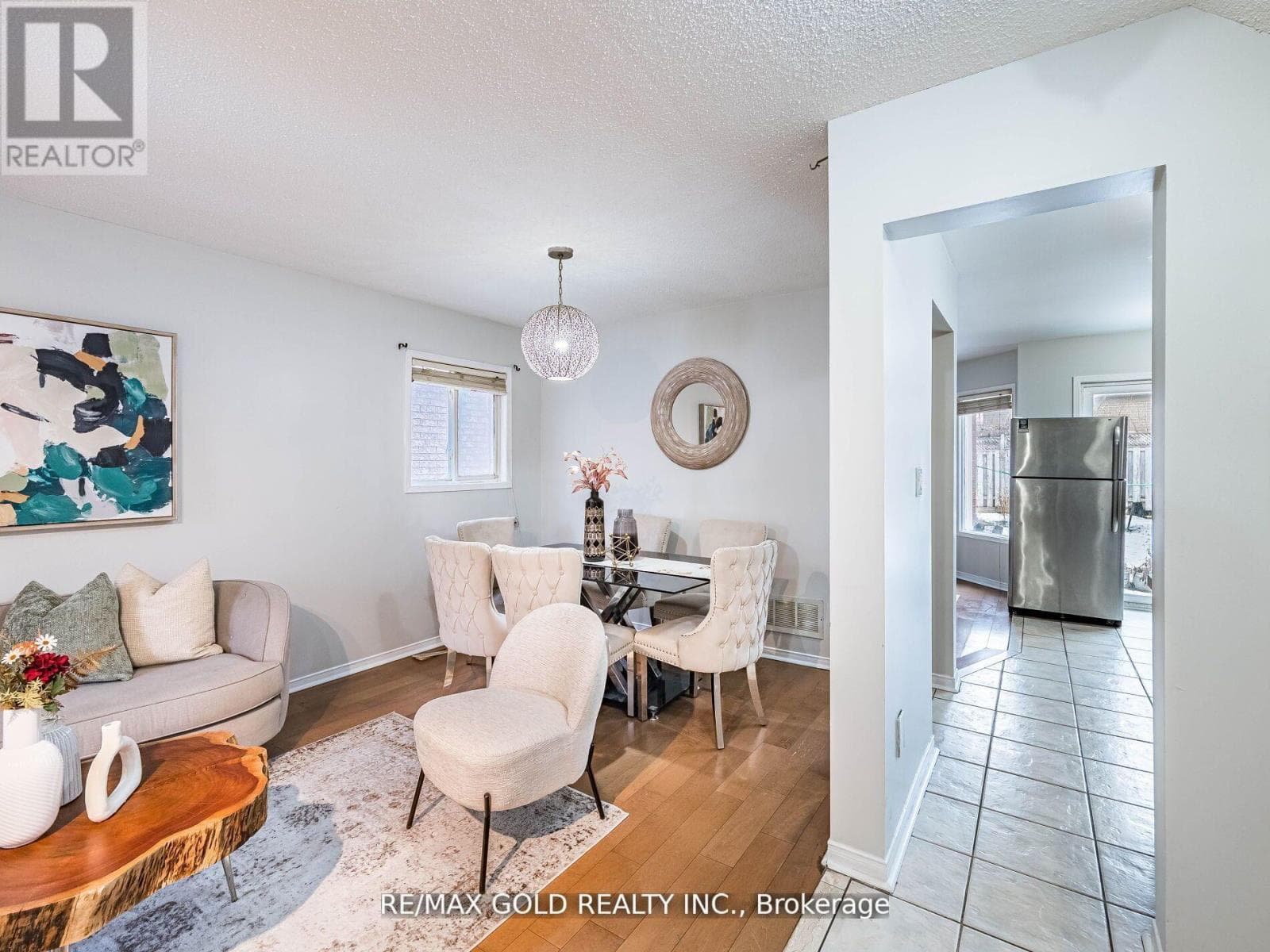 Photo of 33 FIDDLENECK CRESCENT