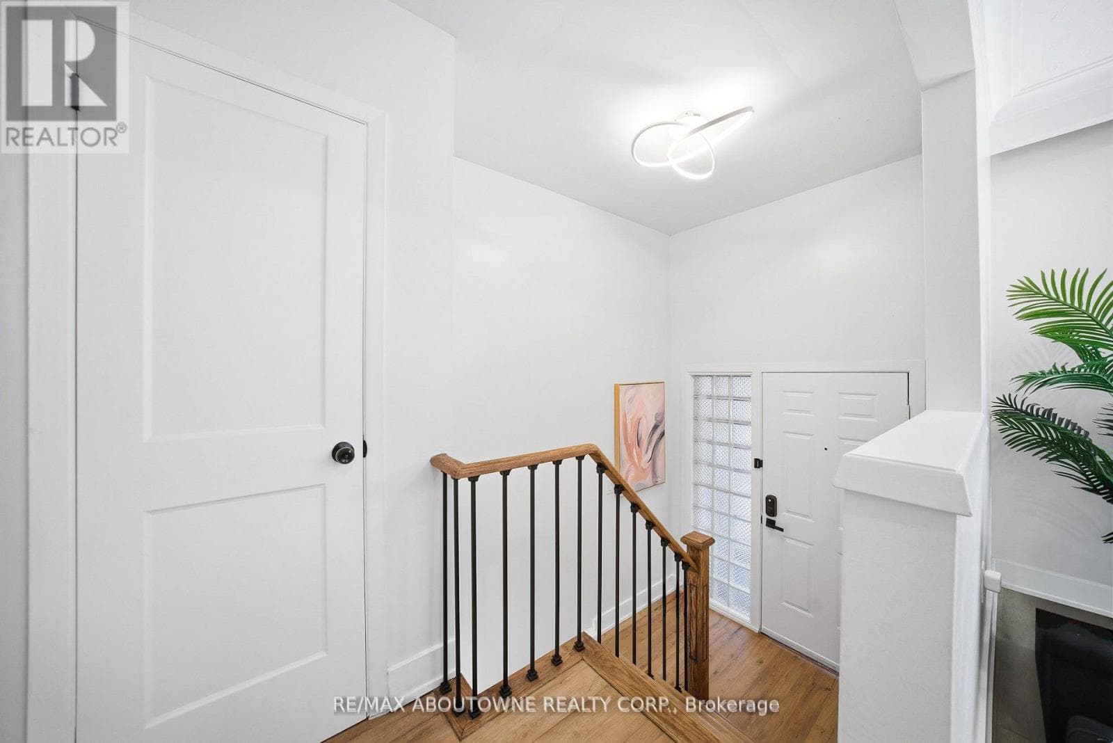 Photo of 2066 REBECCA STREET