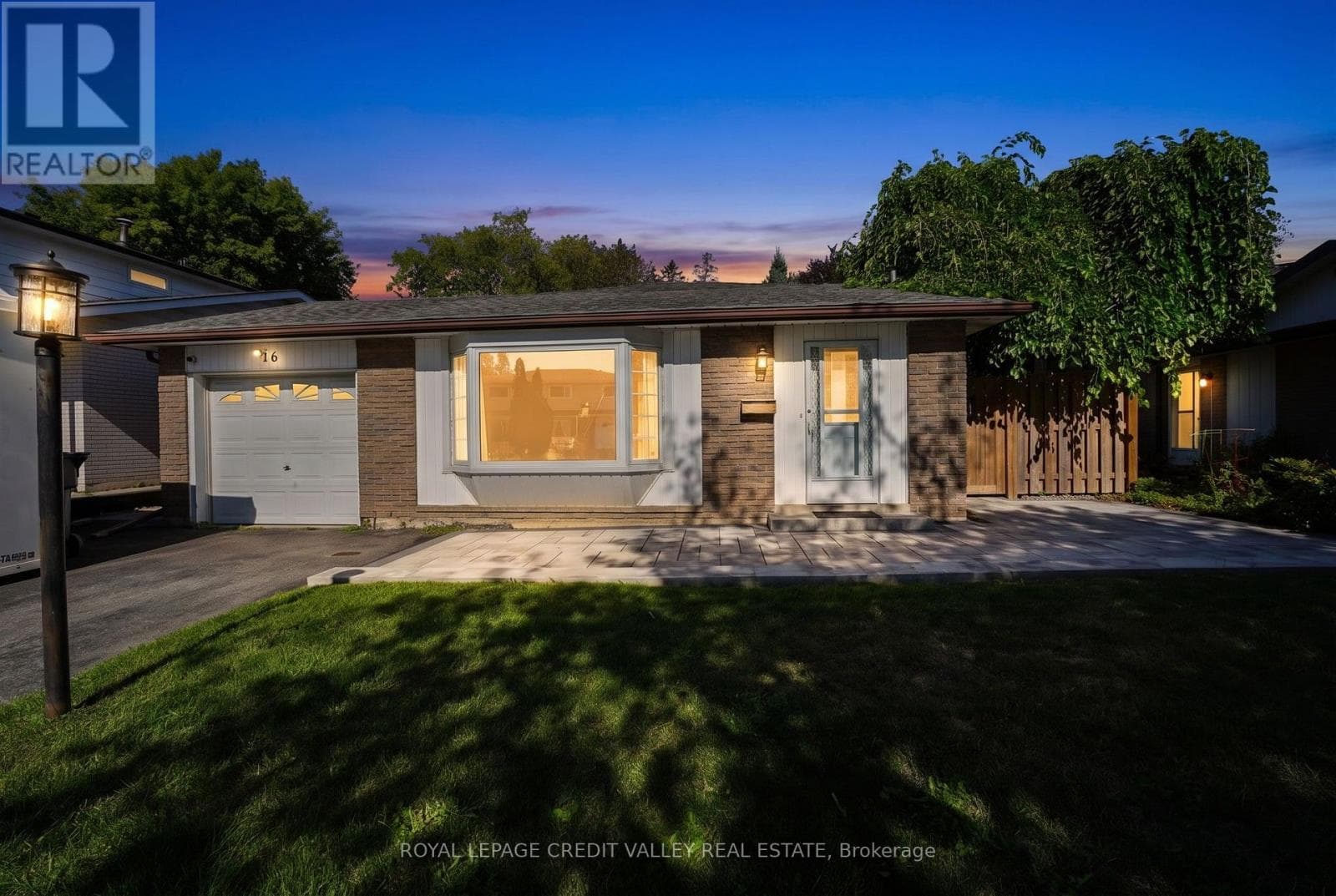 Photo of 16 LOCKTON CRESCENT