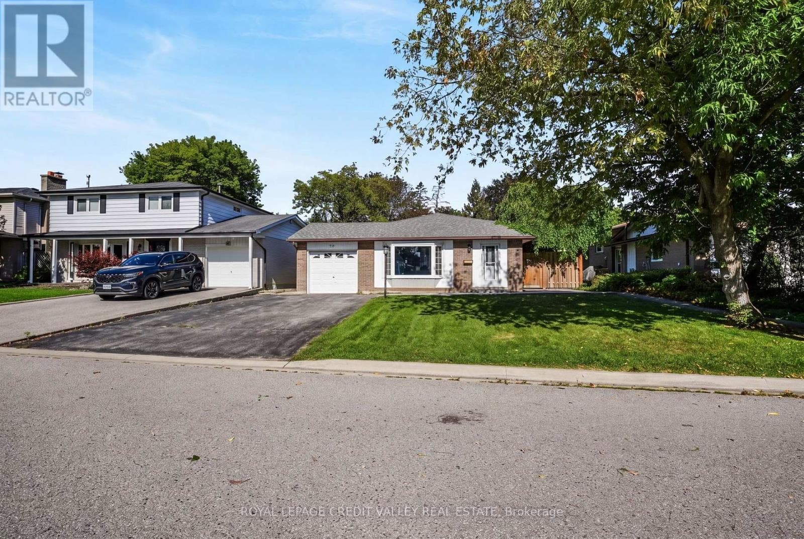 Photo of 16 LOCKTON CRESCENT