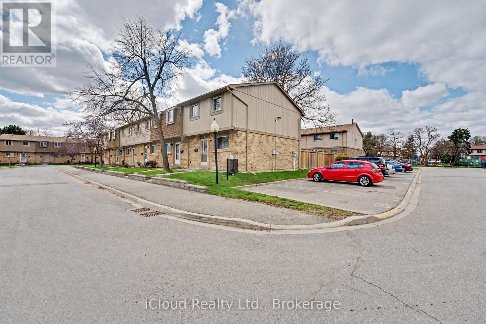 Photo of 62 - 81 HANSEN ROAD