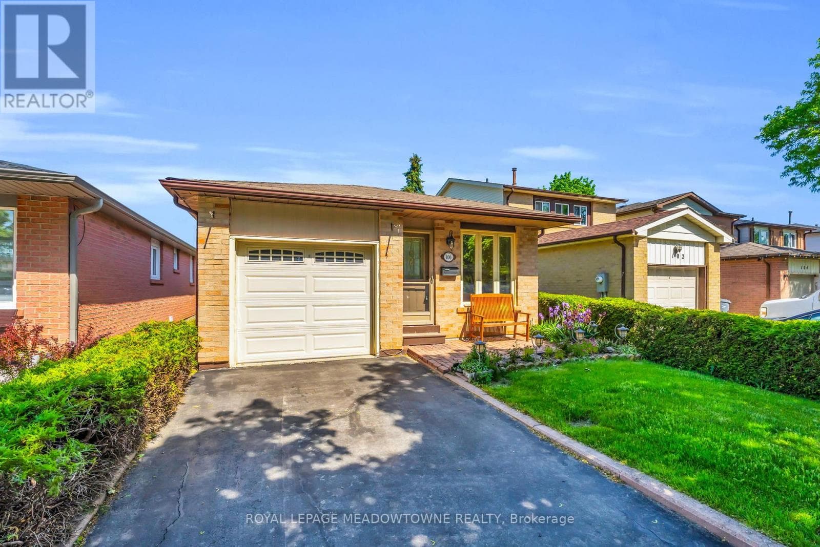 Photo of 100 MARTINDALE CRESCENT