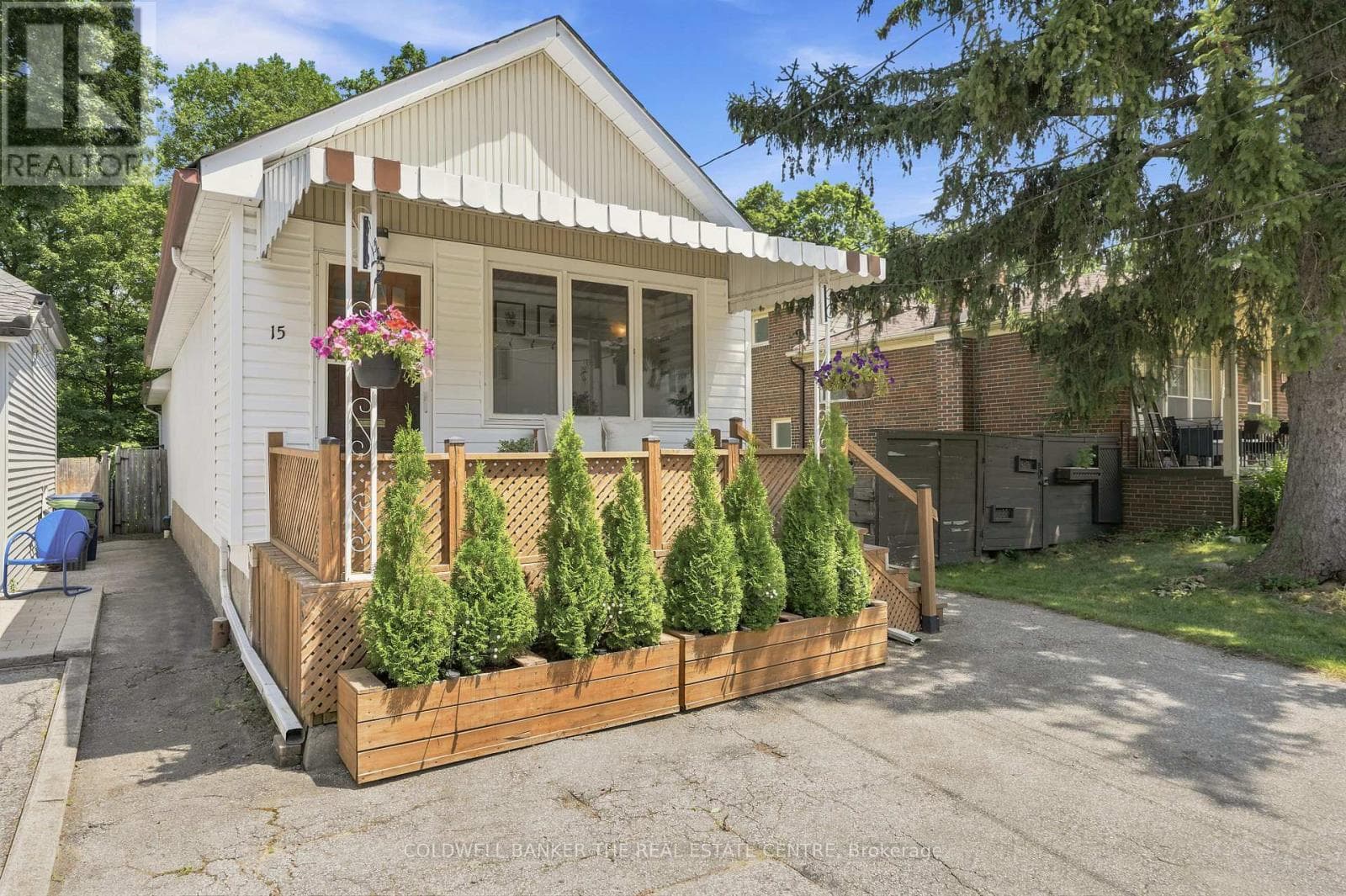 Photo of 15 PRESLEY AVENUE