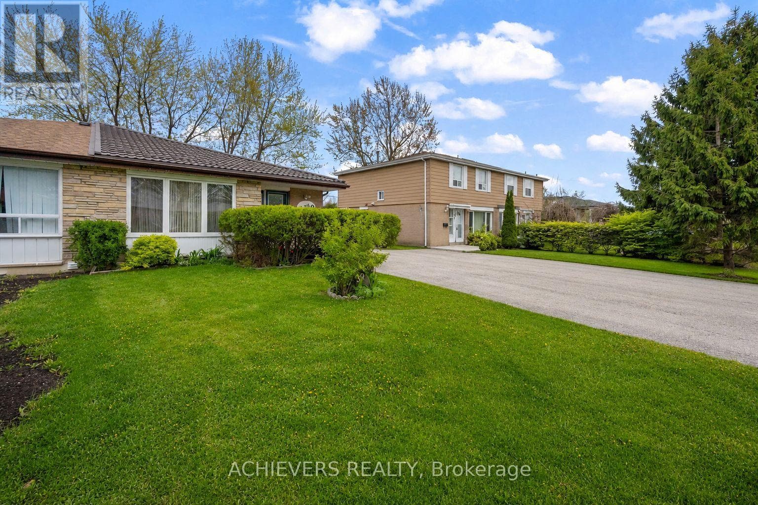 Photo of 39 DANESBURY CRESCENT