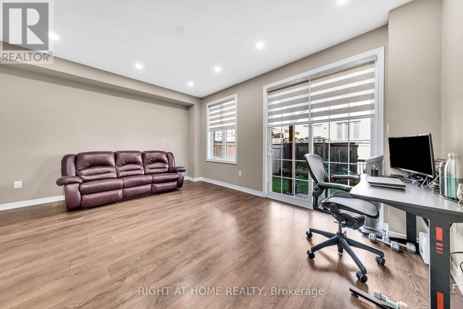 Photo of 397 HARDWICK COMMON DRIVE
