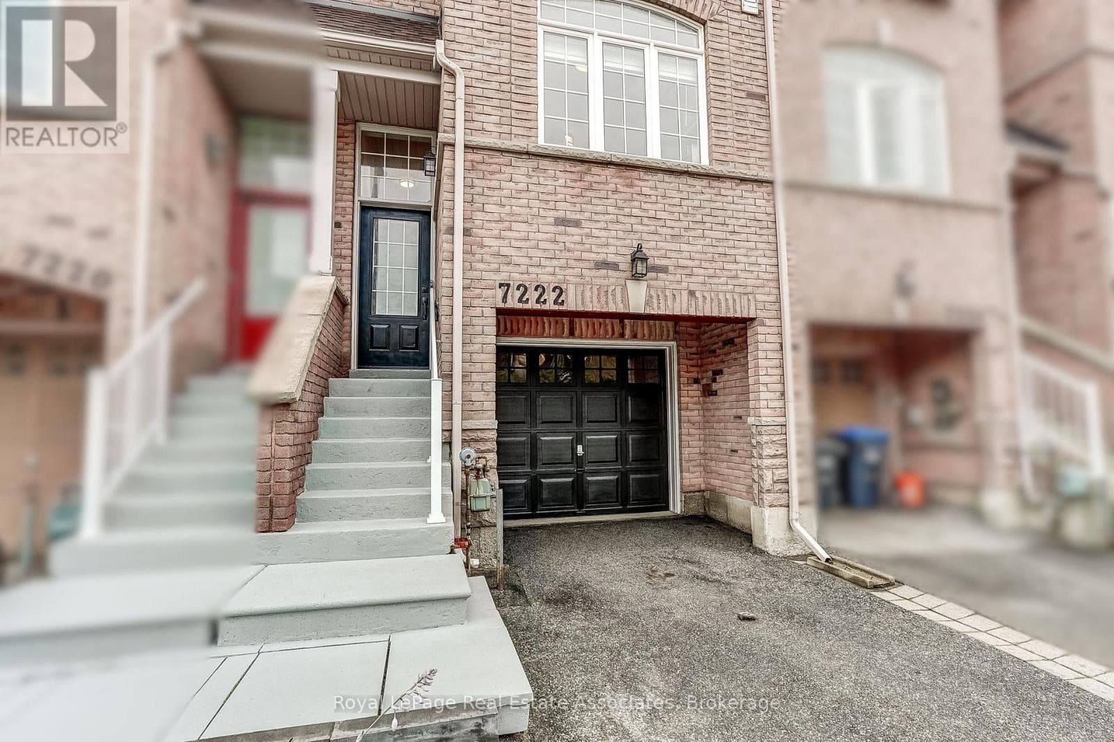 Photo of 7222 DEANLEE COURT