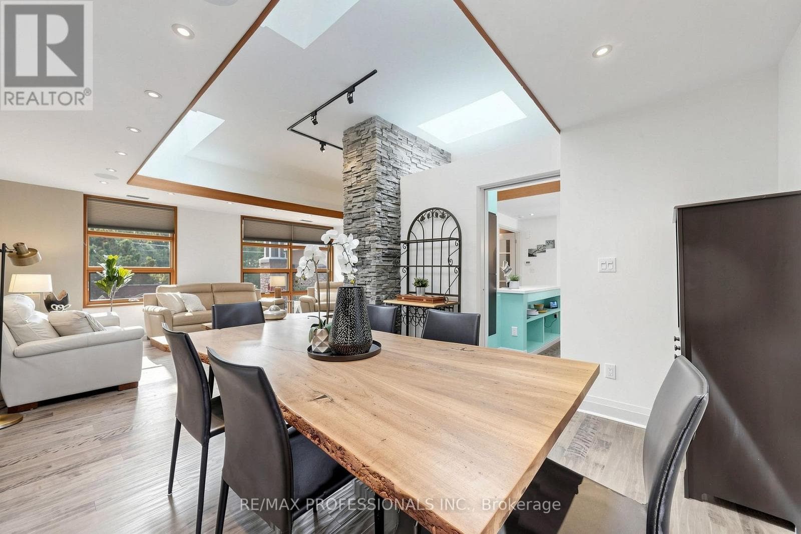 Photo of 9 ANNIS ROAD