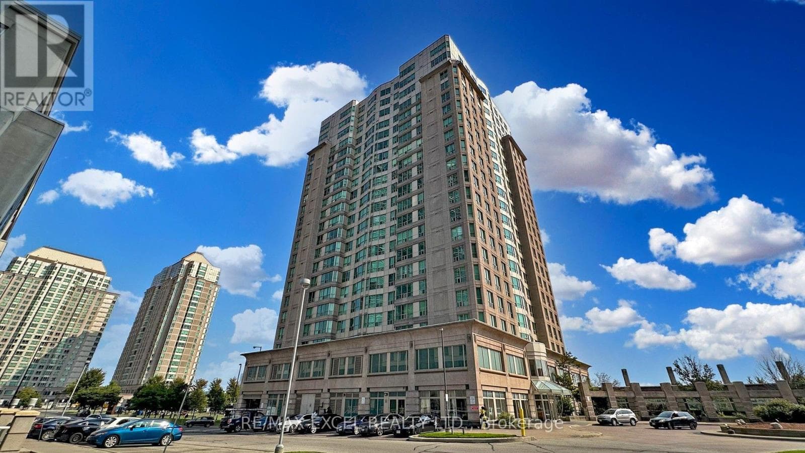 Photo of 1706 - 8 LEE CENTRE DRIVE