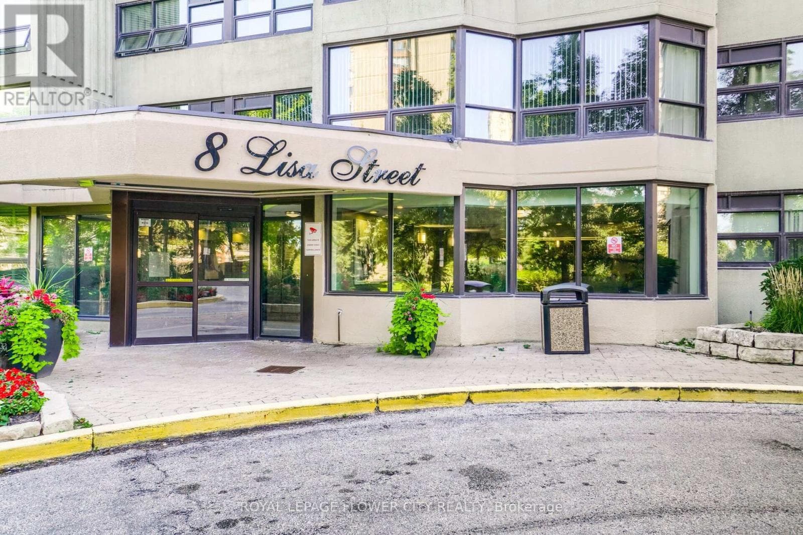 Photo of 307 - 8 LISA STREET