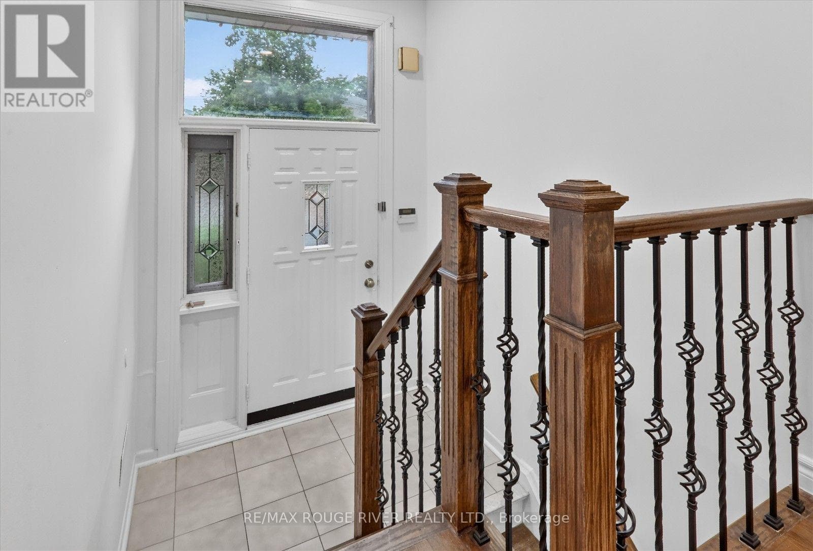 Photo of 30 SCARBORO AVENUE