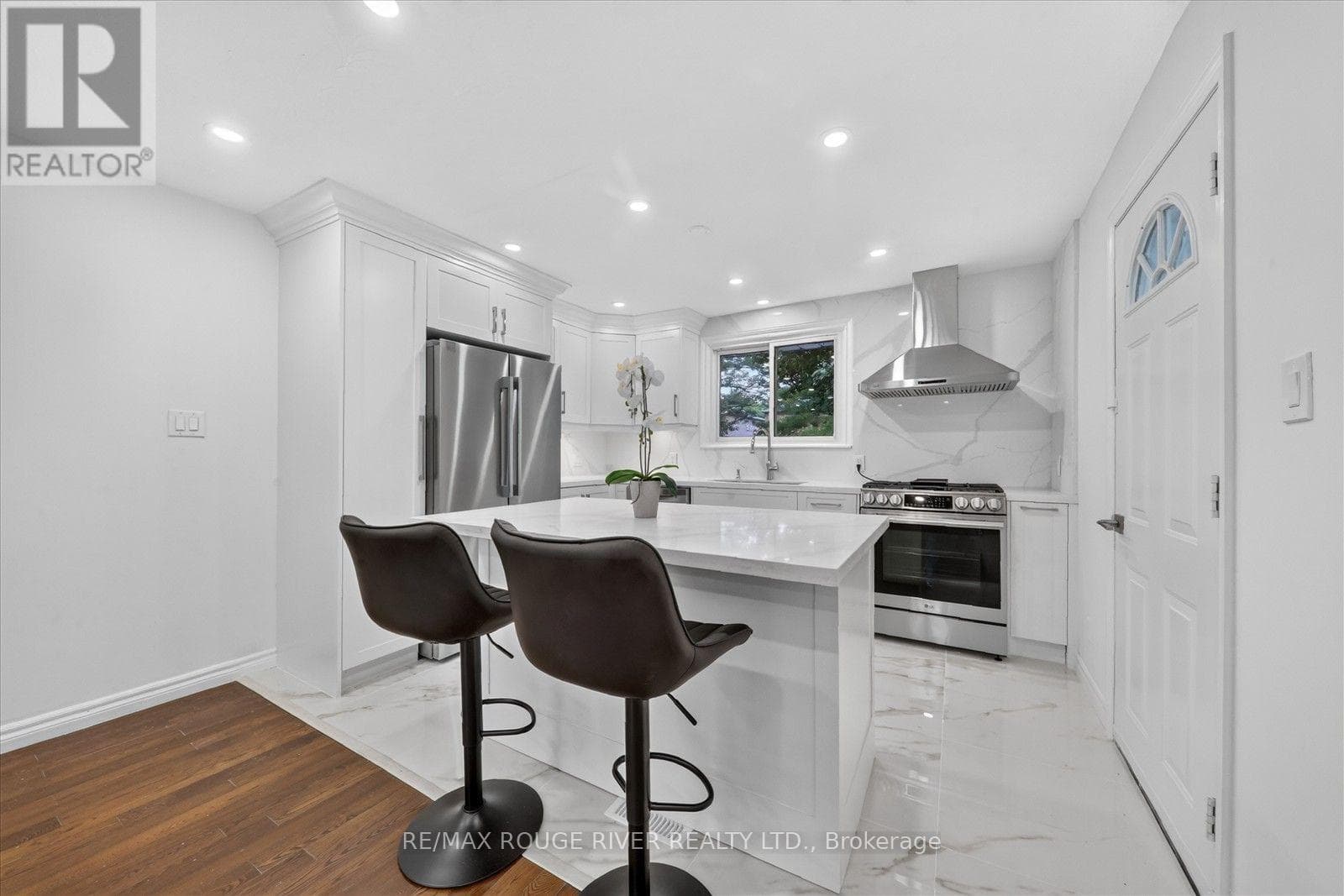 Photo of 30 SCARBORO AVENUE