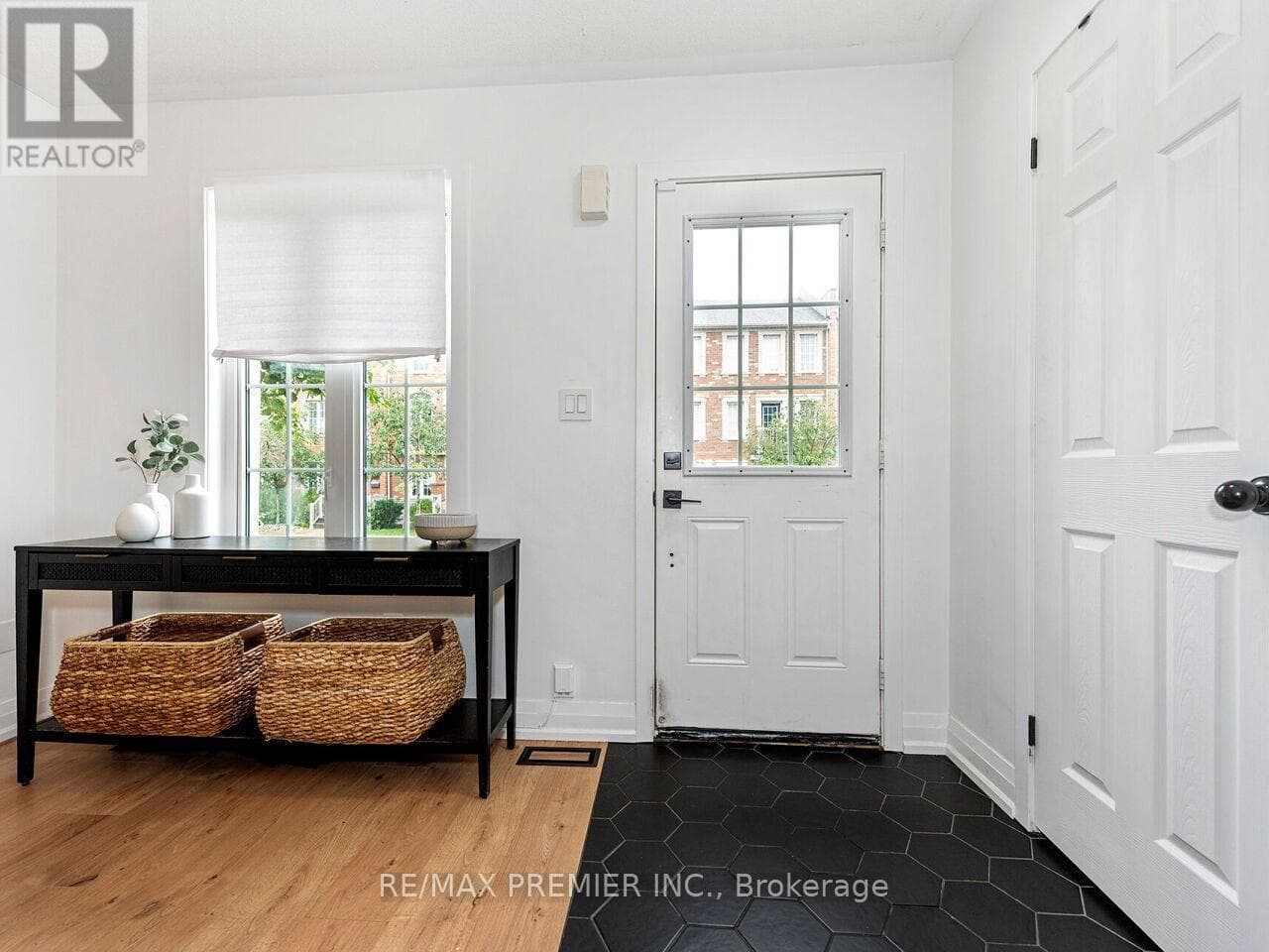 Photo of 48 ODOARDO DI SANTO CIRCLE