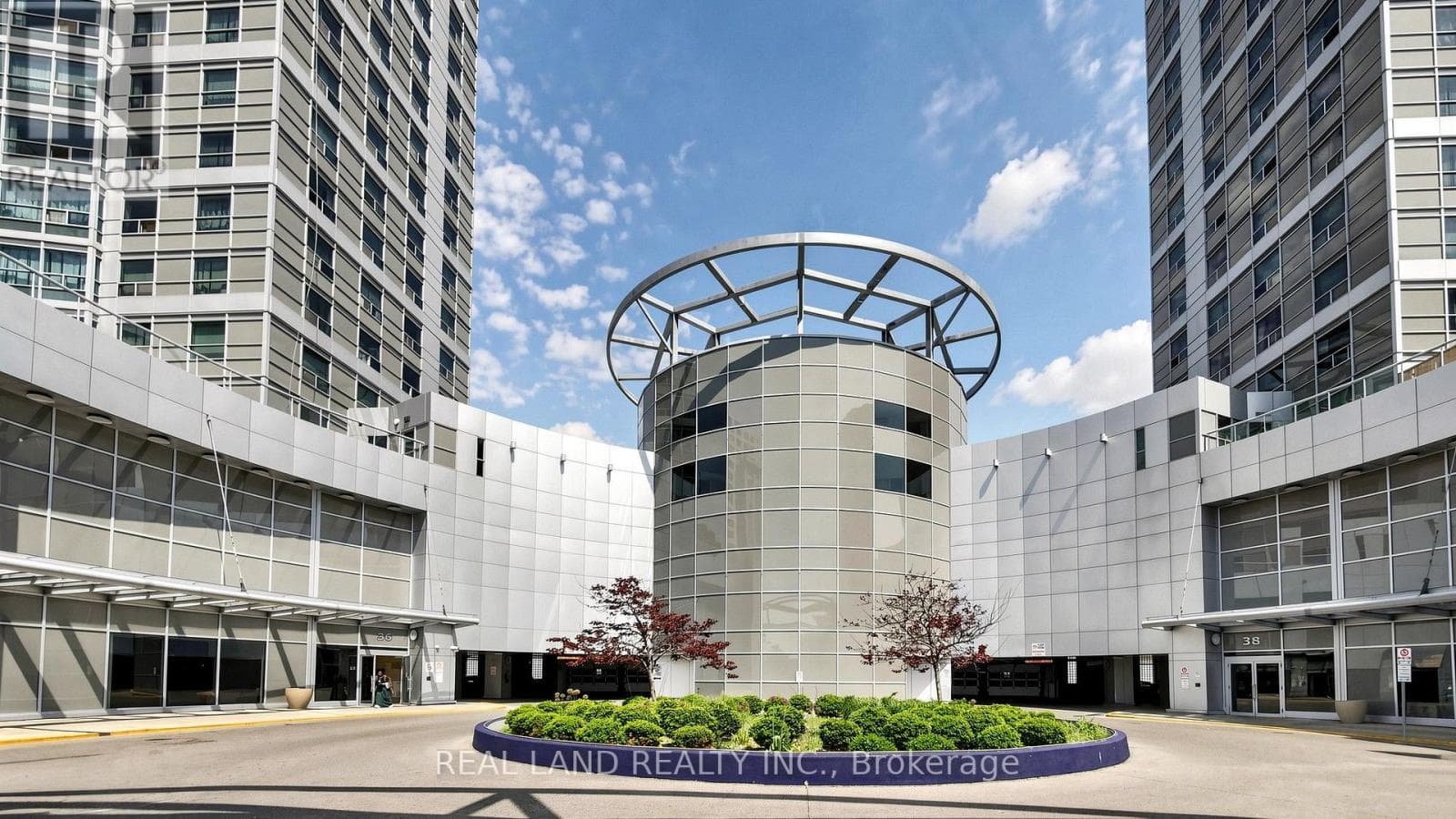 Photo of 1809 - 38 LEE CENTRE DRIVE
