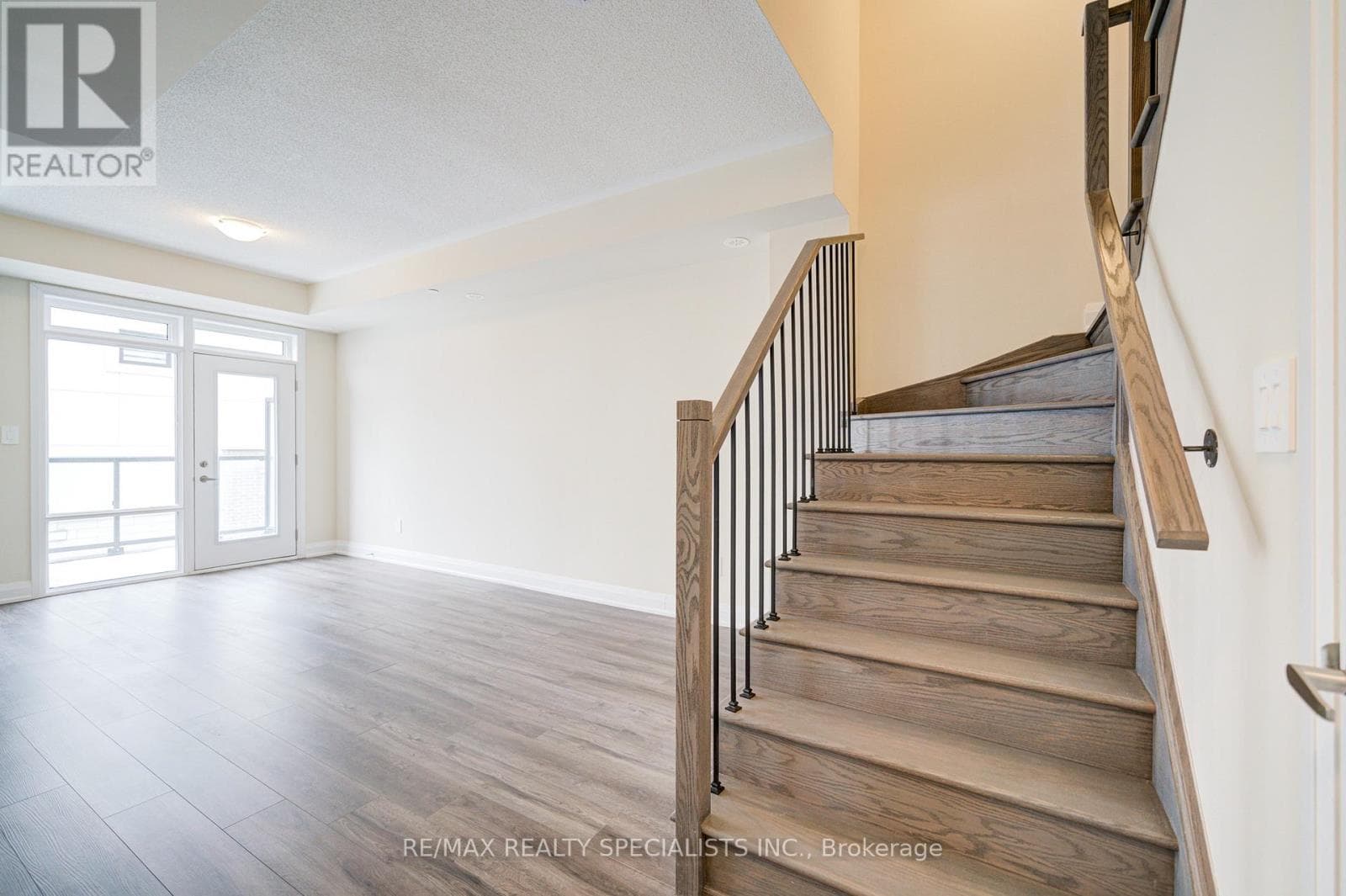 Photo of 108 - 1573 ROSE WAY