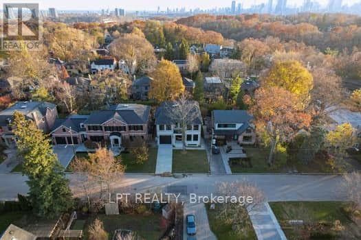 Photo of 431 HEATH STREET E