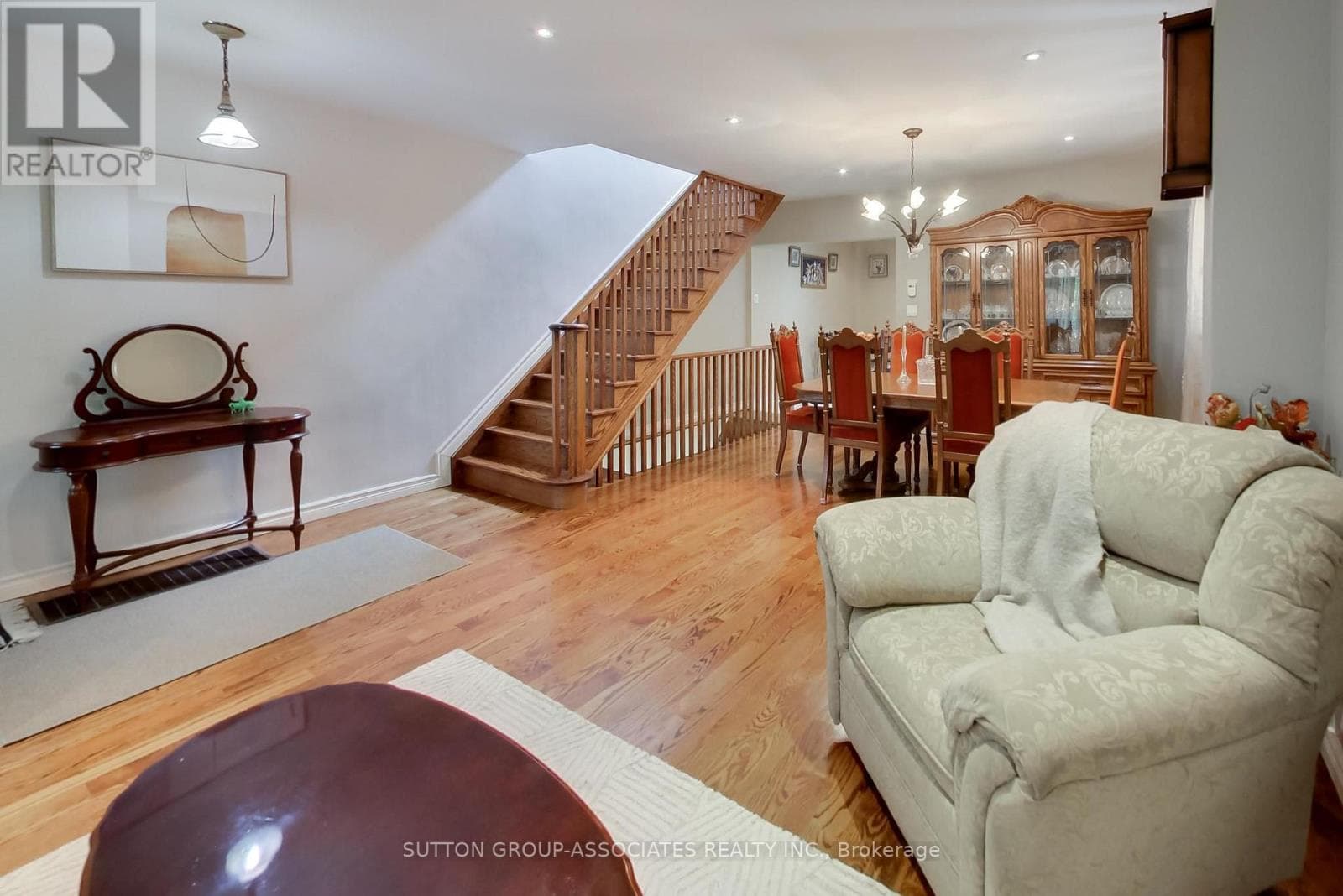 Photo of 82 HELENA AVENUE