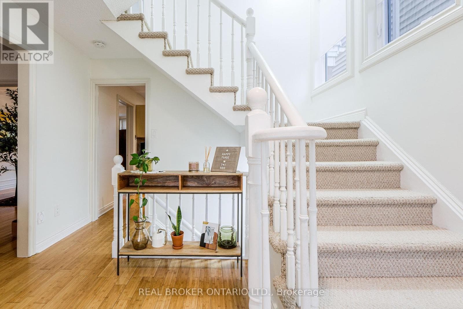 Photo of 6 - 45 BIRCHMOUNT ROAD