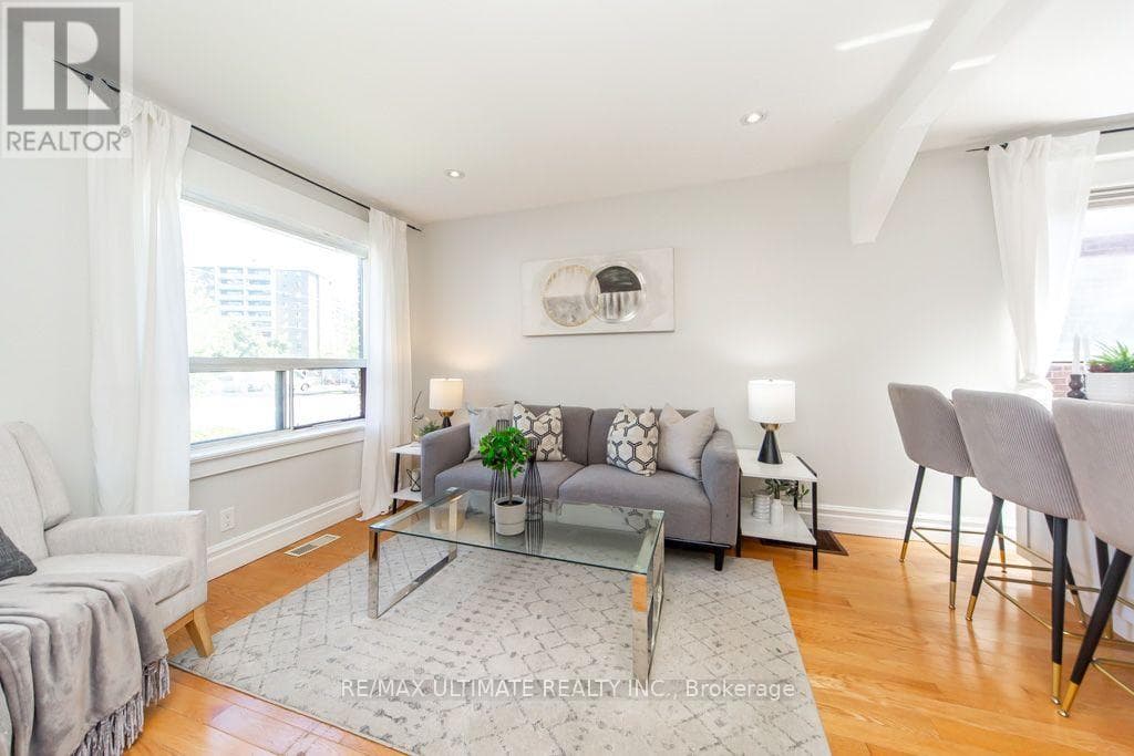 Photo of 37 GOWAN AVENUE