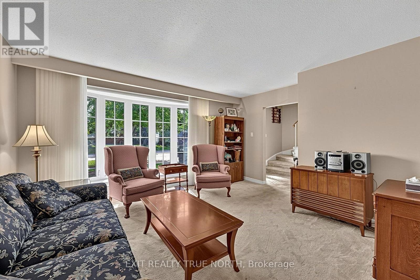 Photo of 2661 HOMELANDS DRIVE