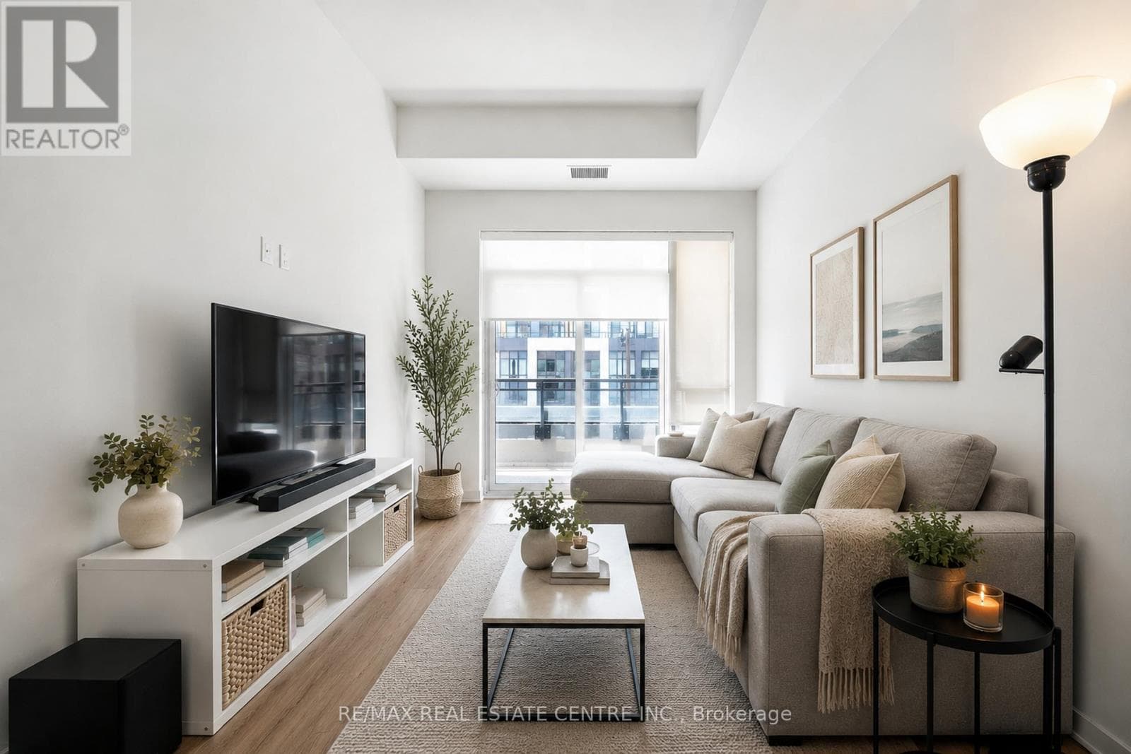 Photo of 221 - 395 DUNDAS STREET W