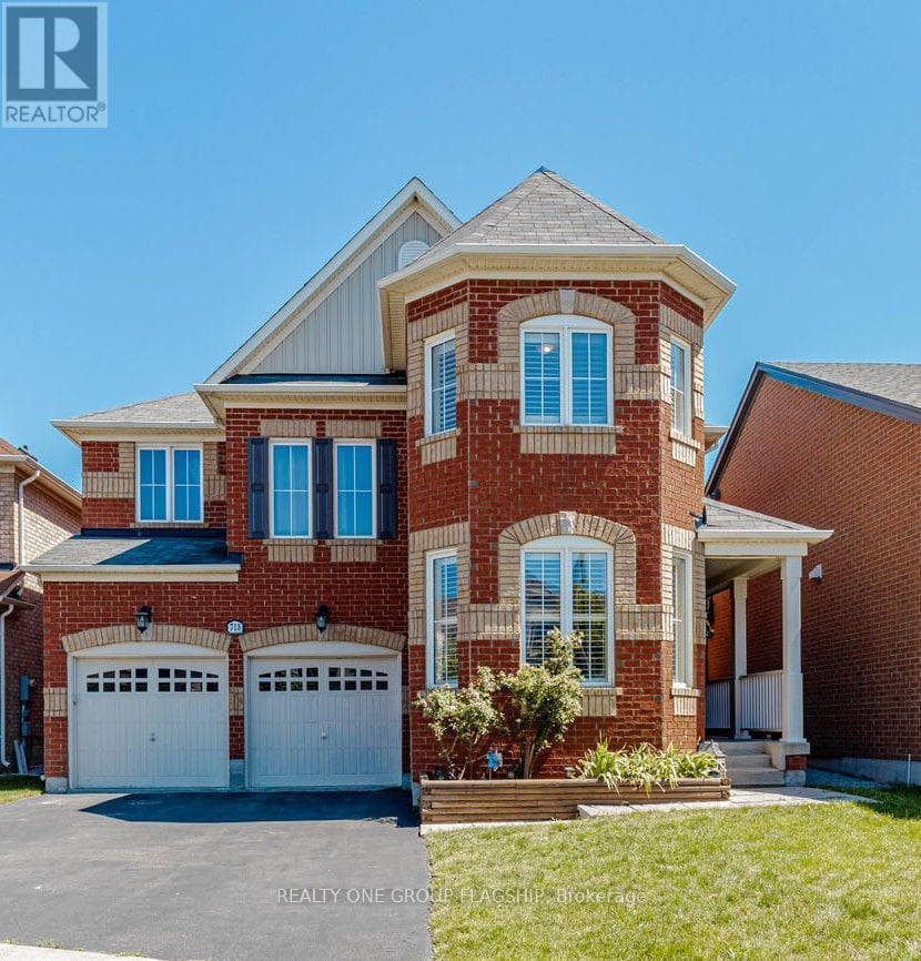 Photo of 715 CASARIN CRESCENT