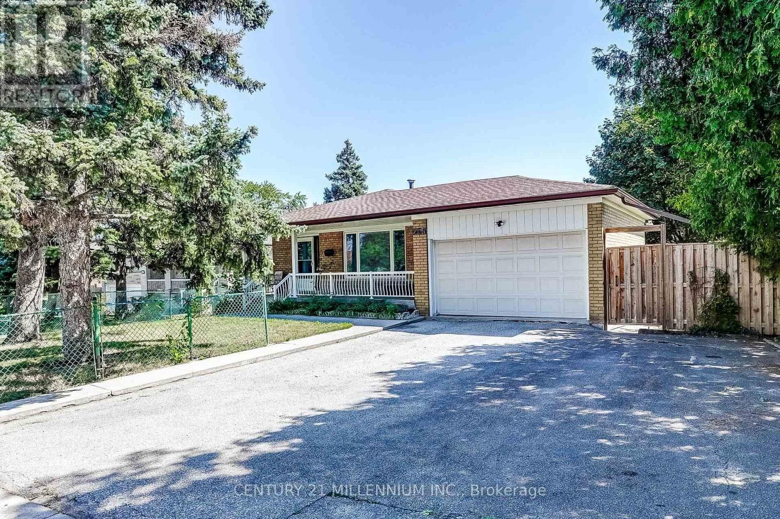 Photo of 239 DRIFTWOOD AVENUE