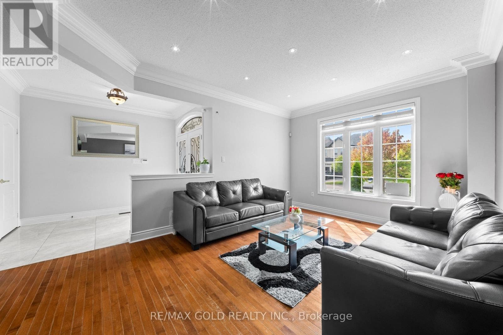 Photo of 31 FONTAINEBLEU ROAD