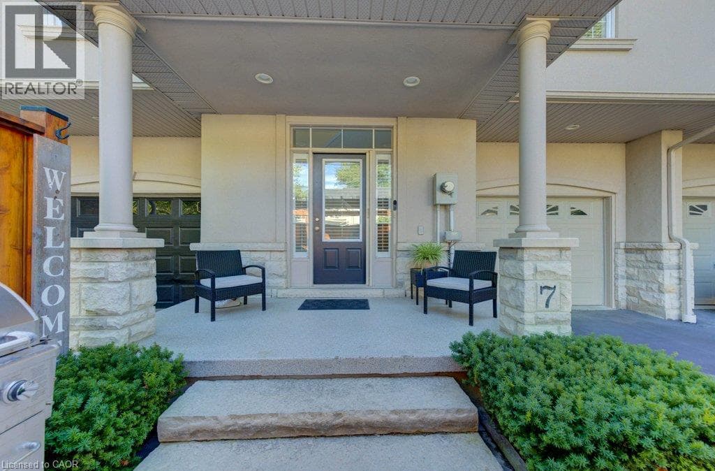 Photo of 455 CLARIDGE Road Unit# 7