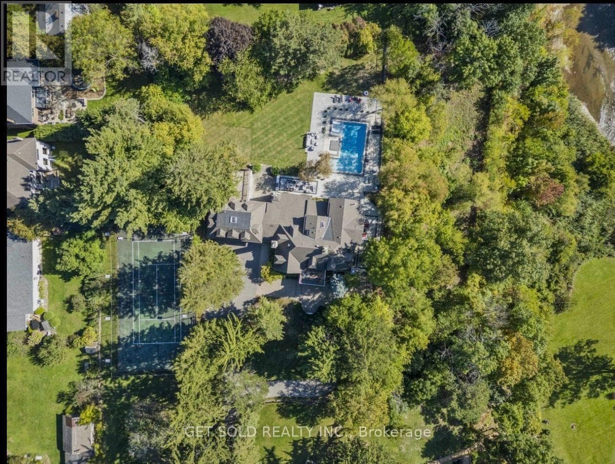 Photo of 2552 JARVIS STREET